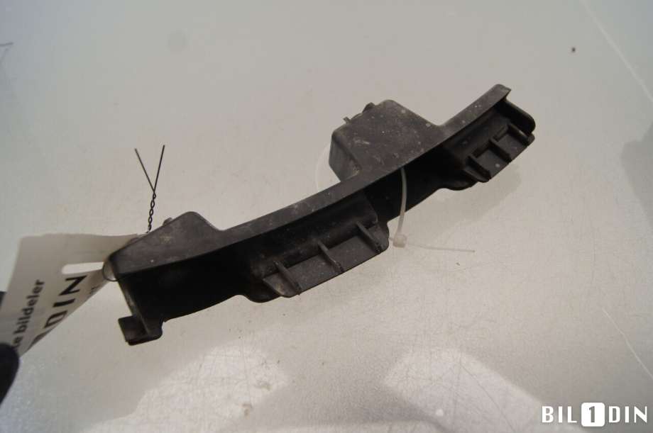 Diverse deler til Audi A8 2010-2013 (Type III, Fase 1) (AUDI|4H0807366A|)