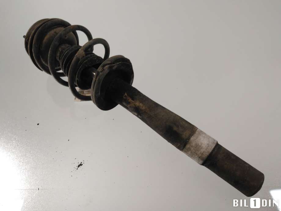 Fjærbein venstre foran til BMW 5-Serie 2003-2010 (E60/E61) (E60/E61) (BMW|31327905313||780438401)