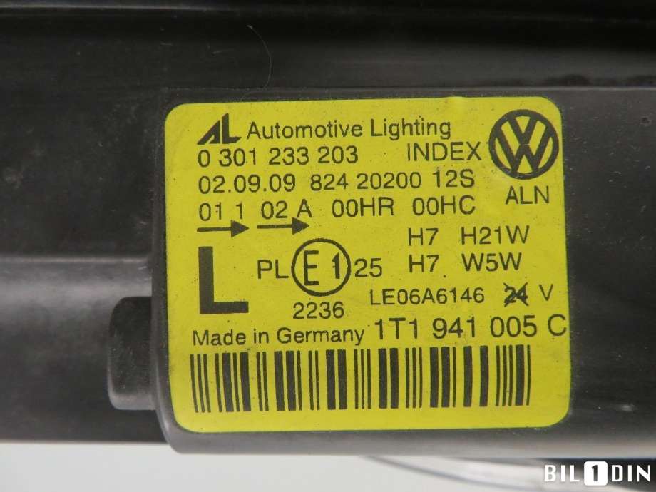 Frontlykt venstre halogen til VW Touran 2007-2010 (Type I, Fase 2)  (VOLKSWAGEN|1T1941005C|)