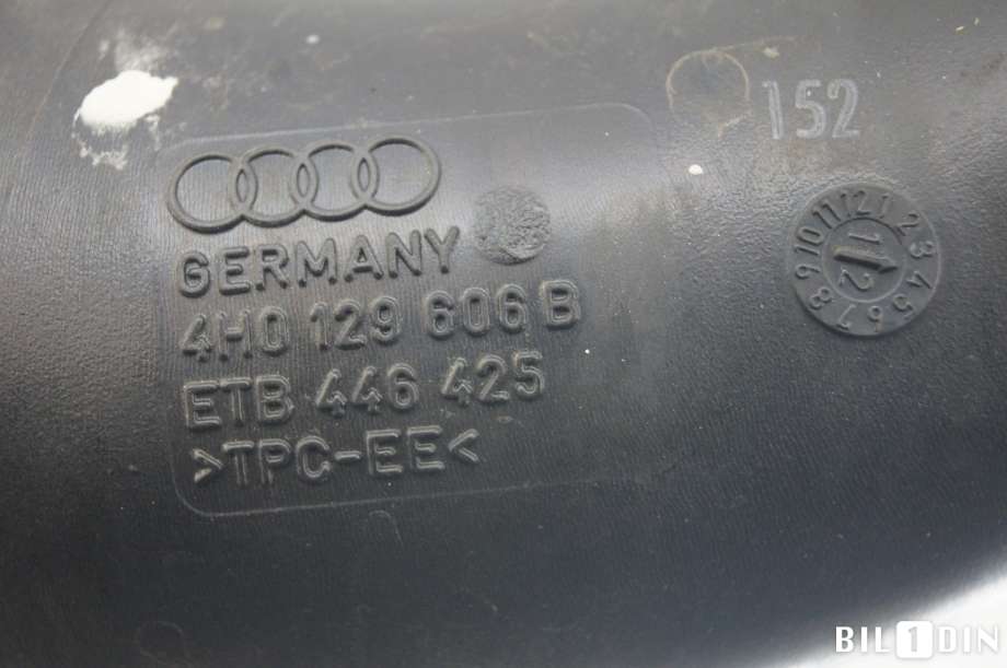 Luftslange innsug til Audi A8 2010-2013 (Type III, Fase 1)  (AUDI|4H0129606B|)