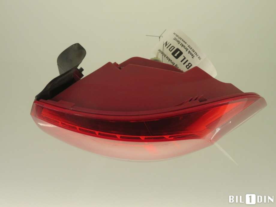 Baklykt høyre til VW Passat 2011-2015 (B7) (B7) (VOLKSWAGEN|3AF945208B|)