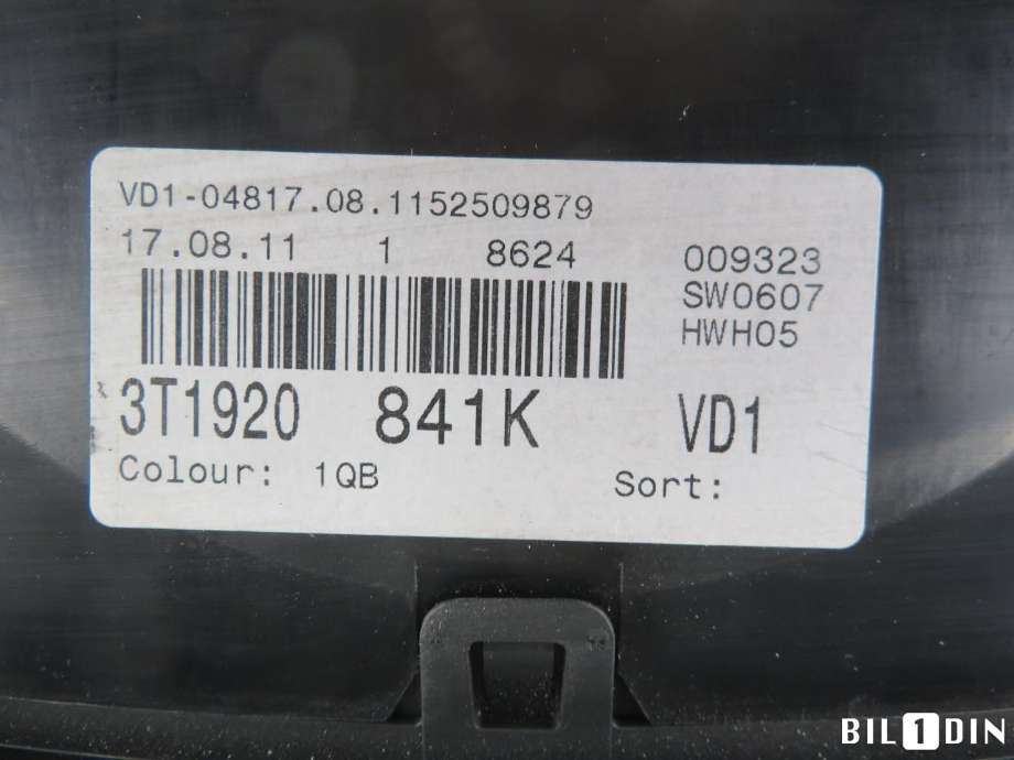Instrumentpanel til Škoda Superb 2008-2015 (Type II)  (SKODA|3T1920841K|)