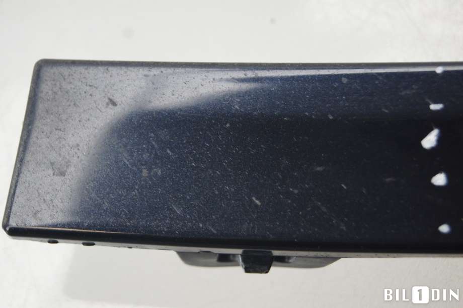 Hjulbuelist venstre foran til BMW X5 2013-2018 (F15) (F15) (BMW|51777378581|)