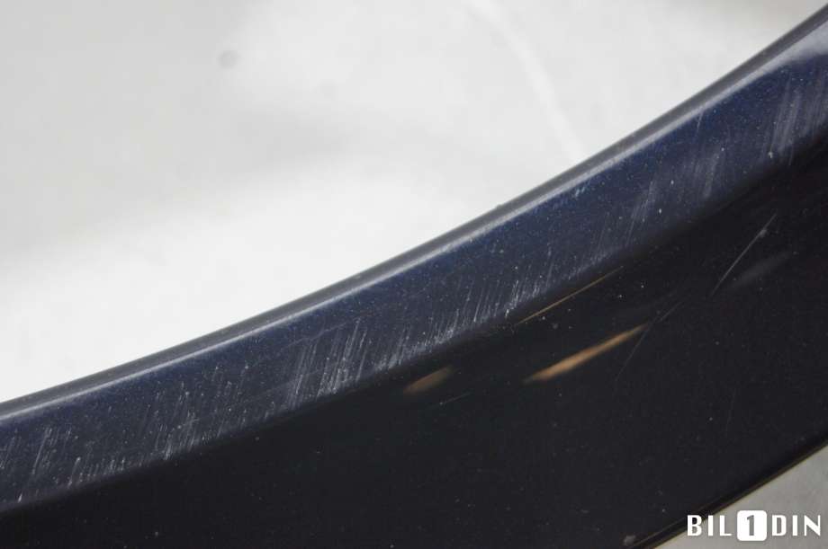 Hjulbuelist venstre foran til BMW X5 2013-2018 (F15) (F15) (BMW|51777378581|)