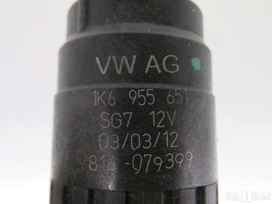 Spylerpumpe foran til VW Tiguan 2011-2016 (Type I, Fase 2)  (VOLKSWAGEN|1K6955651|)