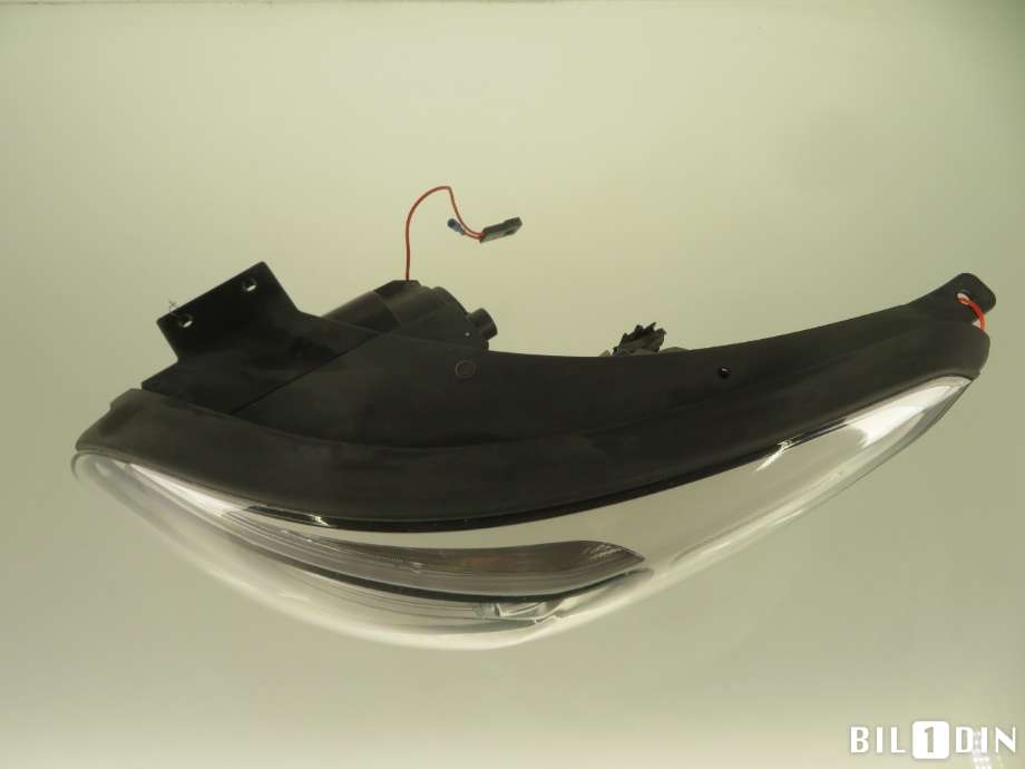 Frontlykt venstre halogen til Kia Soul 2014-2019 (Type II)  (KIA|92101E40101D|)