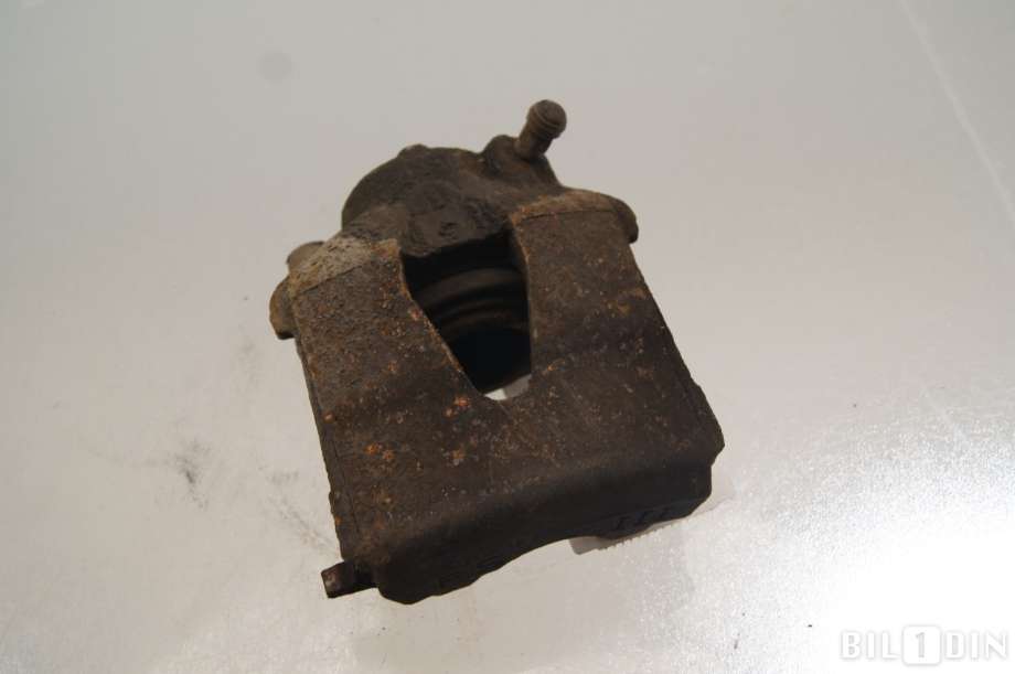Bremsecaliper venstre foran til Audi A3 2009-2012 (Type II, Fase 2)  (AUDI|1K0615123D|)