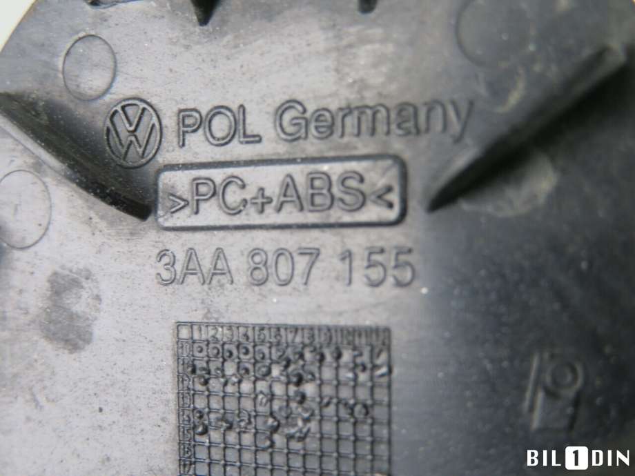 Bagasjerom slepeøye/tauekrok til VW Passat 2011-2015 (B7) (B7) (VOLKSWAGEN|3AA807155|)