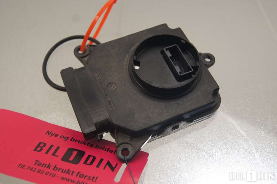 Styreenhet xenon/ballast til Toyota Prius +7 2012-2020 (Type III) (stasjonsvogn) (stasjonsvogn) (TOYOTA|8105647860|)