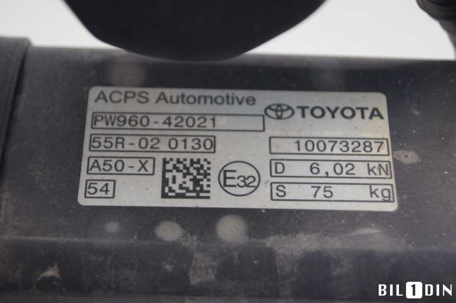 Hengerfeste til Toyota bZ4X 2022-->>  (TOYOTA|PW96042021|)