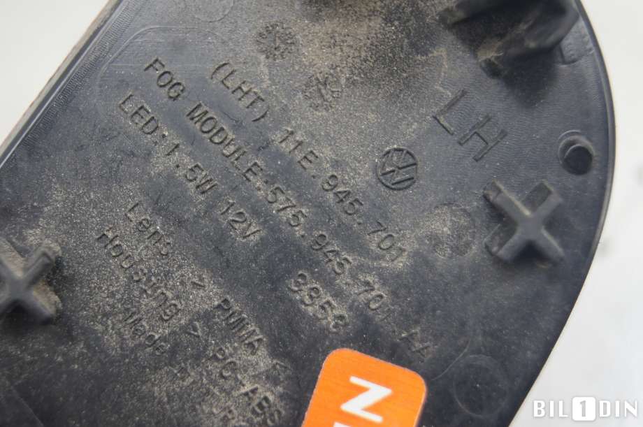 Baklykt fra støtfanger til VW ID.4 2020-->> (VOLKSWAGEN|11E945701|)