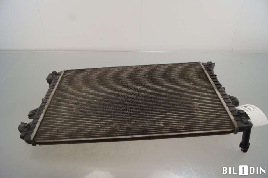 Radiator (automat gir) til Škoda Octavia 2017-2020 (Type III, Fase 2)  (5Q0121251GB|)