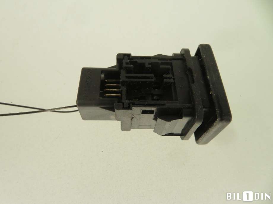 Bryter diverse til Toyota Yaris 2012-2014 (Type III, Fase 1)  (TOYOTA|872900D060|)