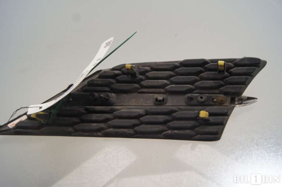 Grill høyre til Toyota RAV4 2013-2015 (Type IV, Fase 1)  (TOYOTA|5310542010|)