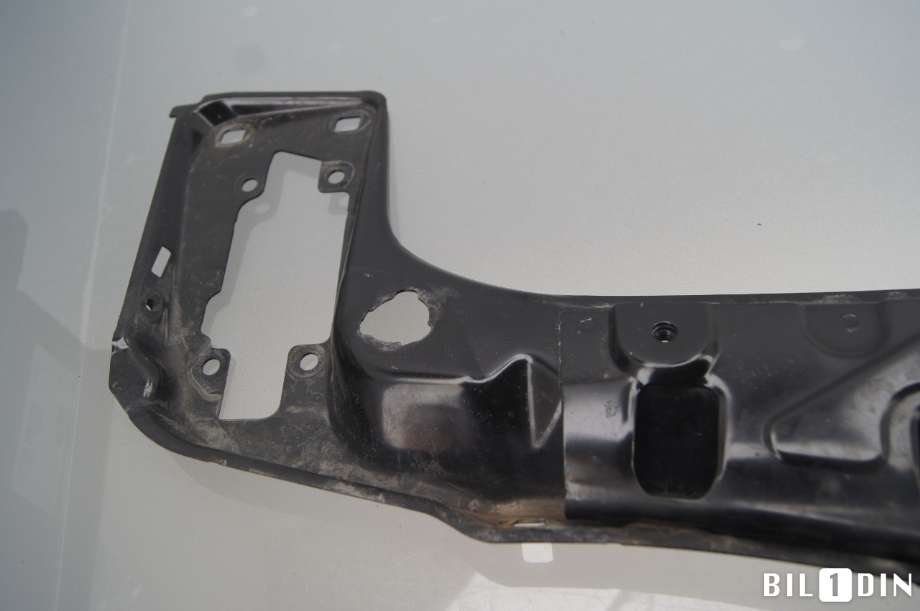 Frontplate øvre til BMW 1-Serie 2011-2015 (Fase 1) (F20/F21) (F20/F21) (BMW|51647245786|)