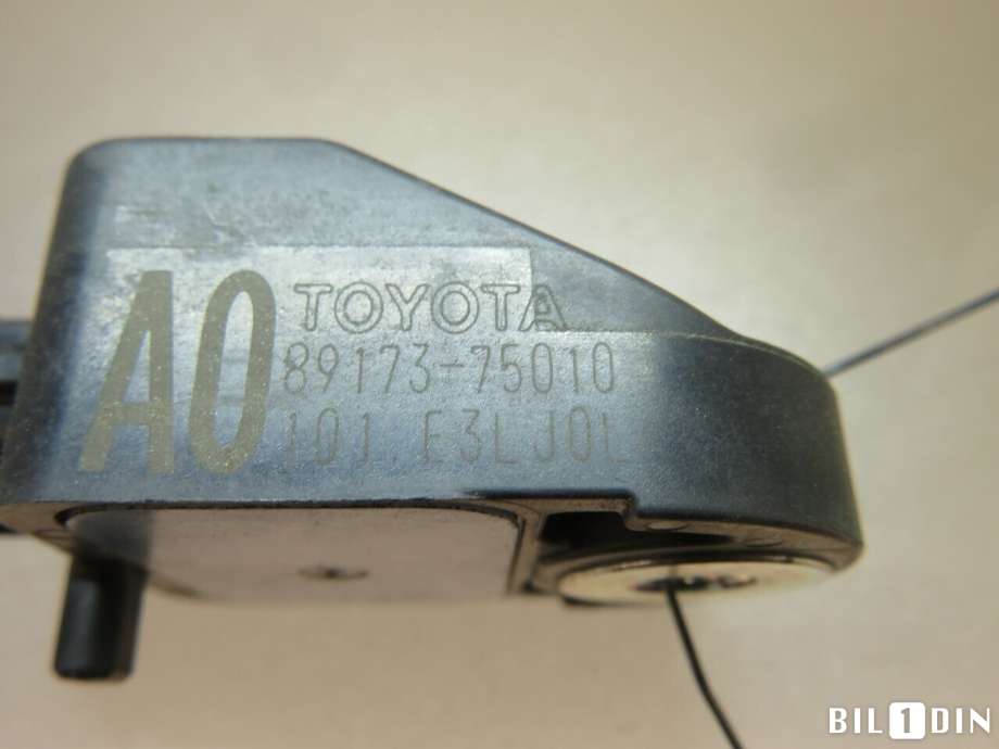 Airbag sensor venstre til Toyota Prius 2009-2016 (Type III) (COMBI) (COMBI) (TOYOTA|8917379025||8917375010)