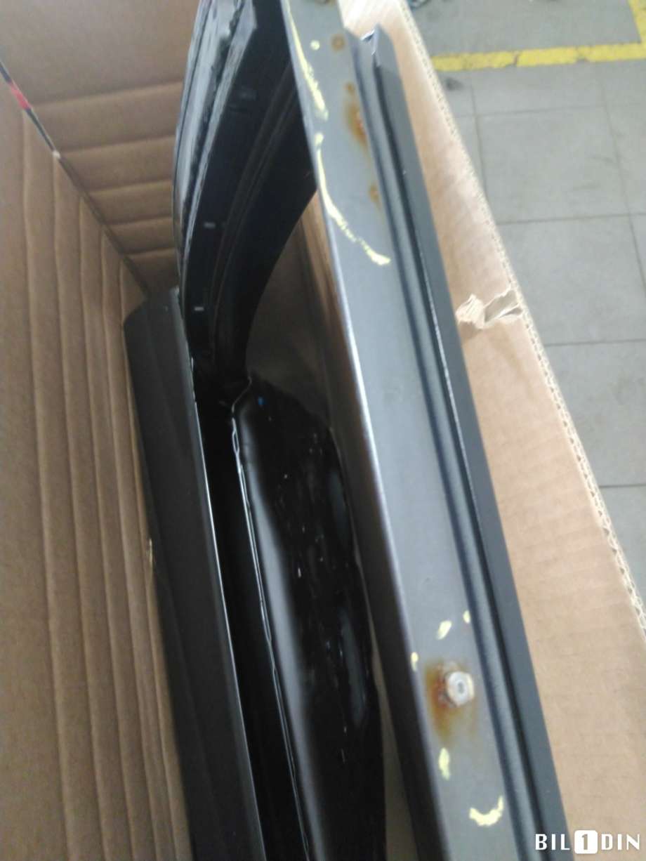 Dør venstre bak til Lexus IS 2013-2020 (Type III) (XE30) (XE30) (LEXUS|6700453070|)