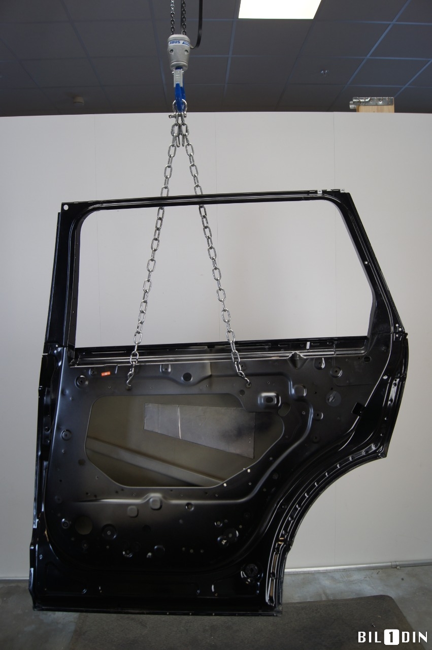 Dør høyre bak til Land Rover Range Rover 2013-->> (Type IV)  (LAND-ROVER|LR100512|JK5224630BA|)