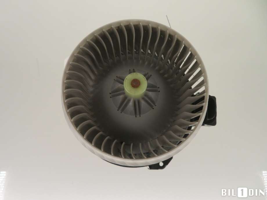 Varmeapparat motor til Suzuki Swift 2011-2017  (SUZUKI|7415062JA0000|)