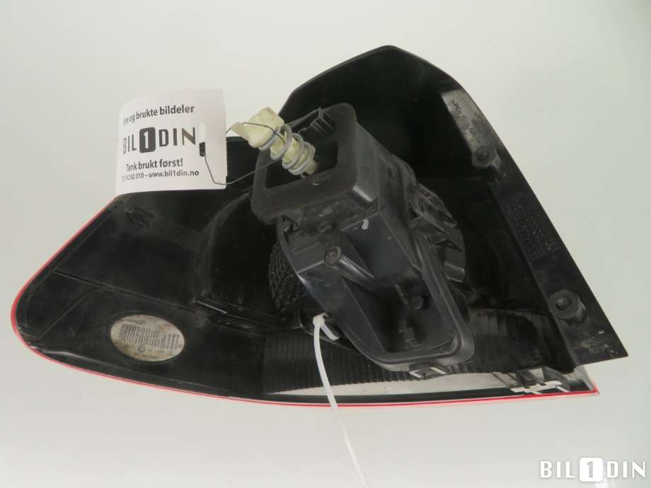 Baklykt høyre til VW Golf VI 2008-2012 (VOLKSWAGEN|5K0945096M|)