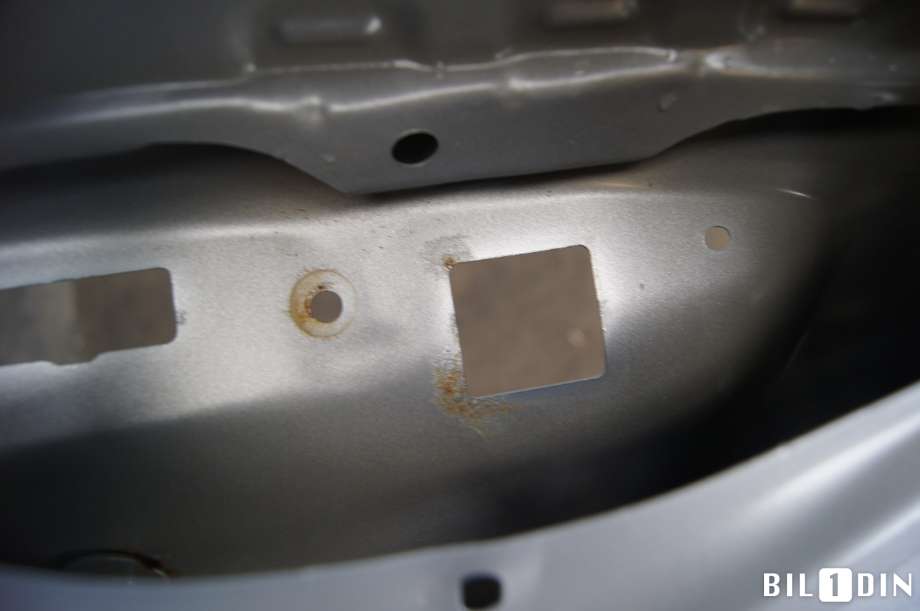 Bakluke combi til Toyota Auris 2010-2012 (Type I, Fase 2) (TOYOTA|6700502210|)