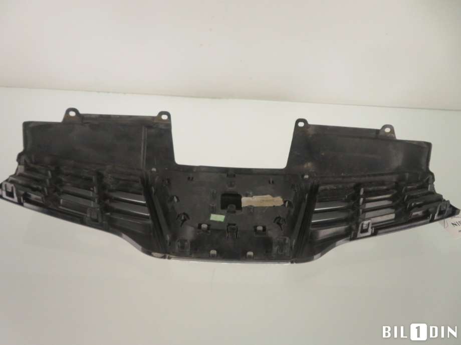 Grill til Nissan Qashqai 2010-2014 (Type I, Fase 2)  (NISSAN|62310BR00A|)