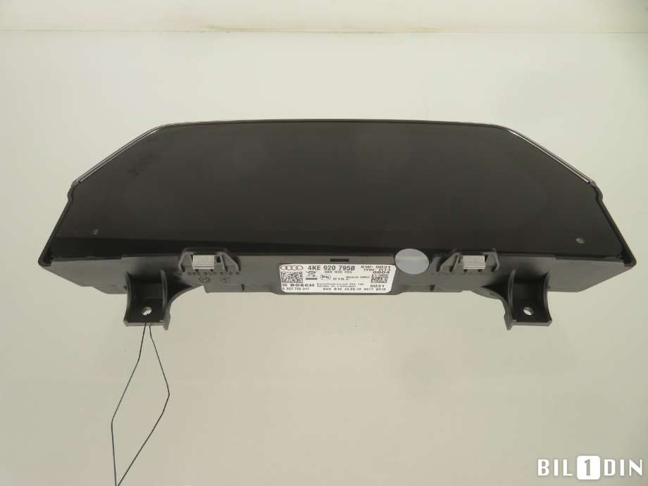 Instrumentpanel til Audi e-tron 2018-->>  (AUDI|4KE920795A||4KE920795B)