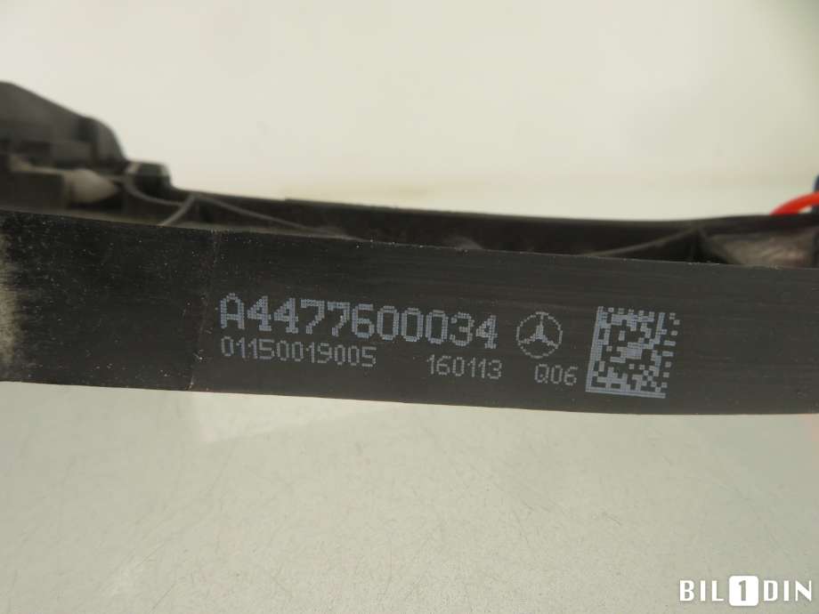 Dørhåndtak utv venstre foran til Mercedes Vito 2014-->> (W447) (W447) (MERCEDES|A4477600034|)