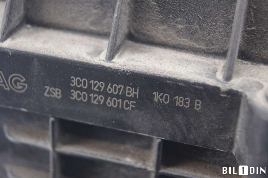 Luftfilterboks til Audi Q3 2011-2014 (Type I, Fase 1)  (AUDI|3C0129607BM|3C0129607BH|)