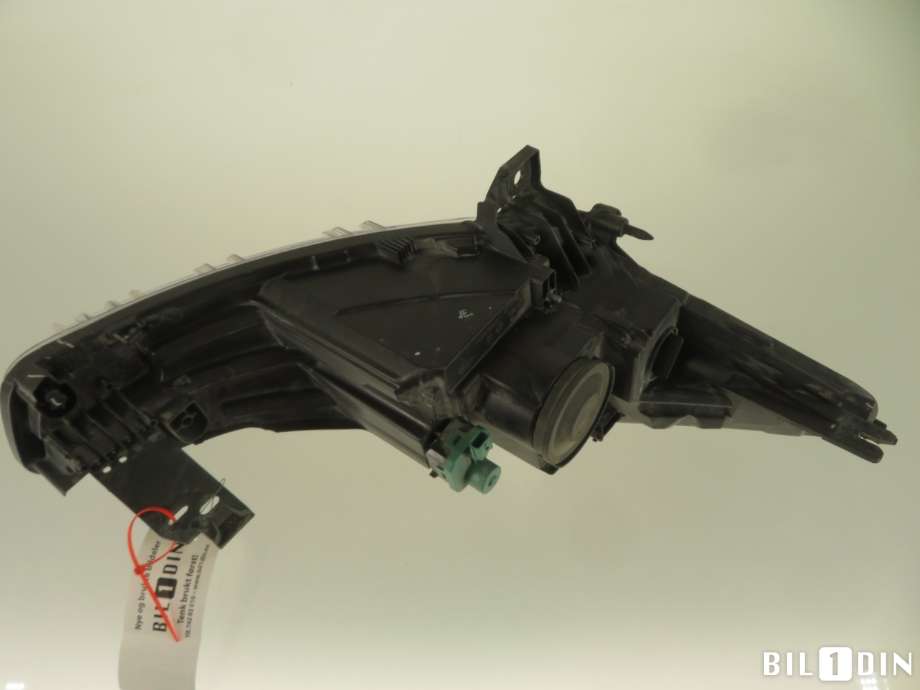 Frontlykt venstre halogen til Renault Zoe 2013-2019 (Fase 1) (RENAULT|260605036R|)