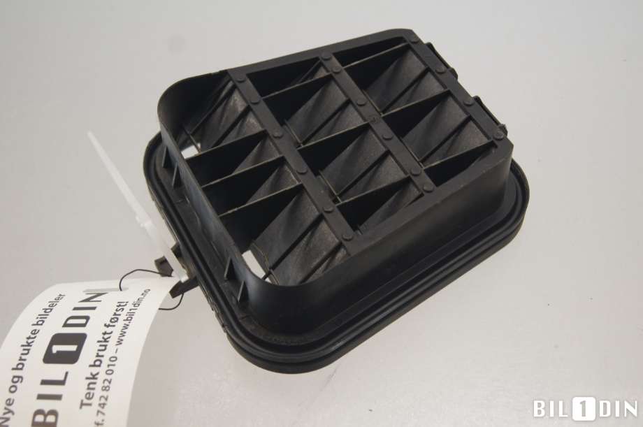 Diverse deler til Audi Q3 2011-2014 (Type I, Fase 1) (AUDI|4B0819181C|4B0819181B|)