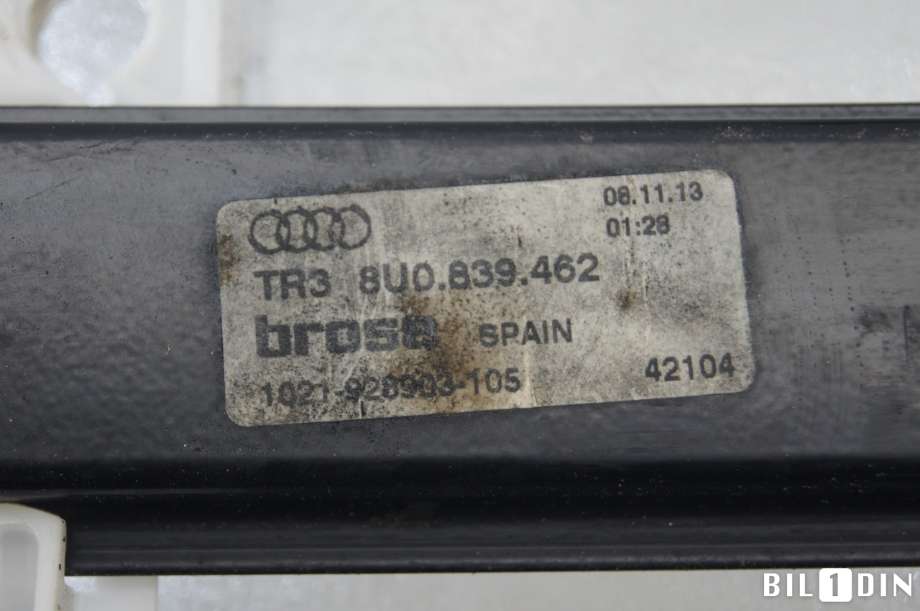 Ruteheis til Audi Q3 2011-2014 (Type I, Fase 1)  (AUDI|8U0839462|)
