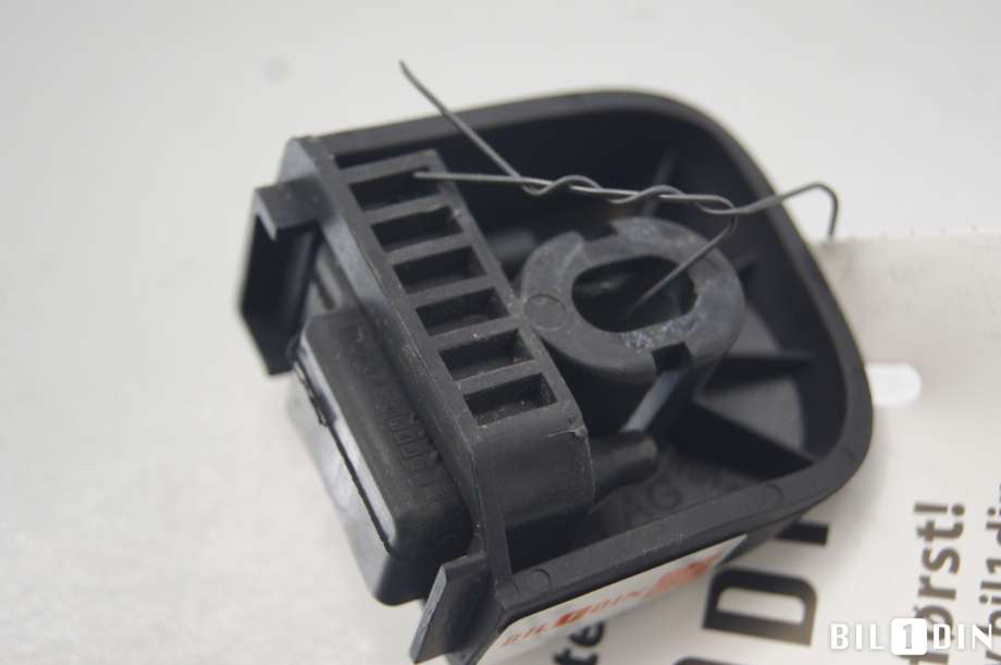 Diverse deler til VW Caddy 2020-->> (Type IV)  (VOLKSWAGEN|2K7843796C|)