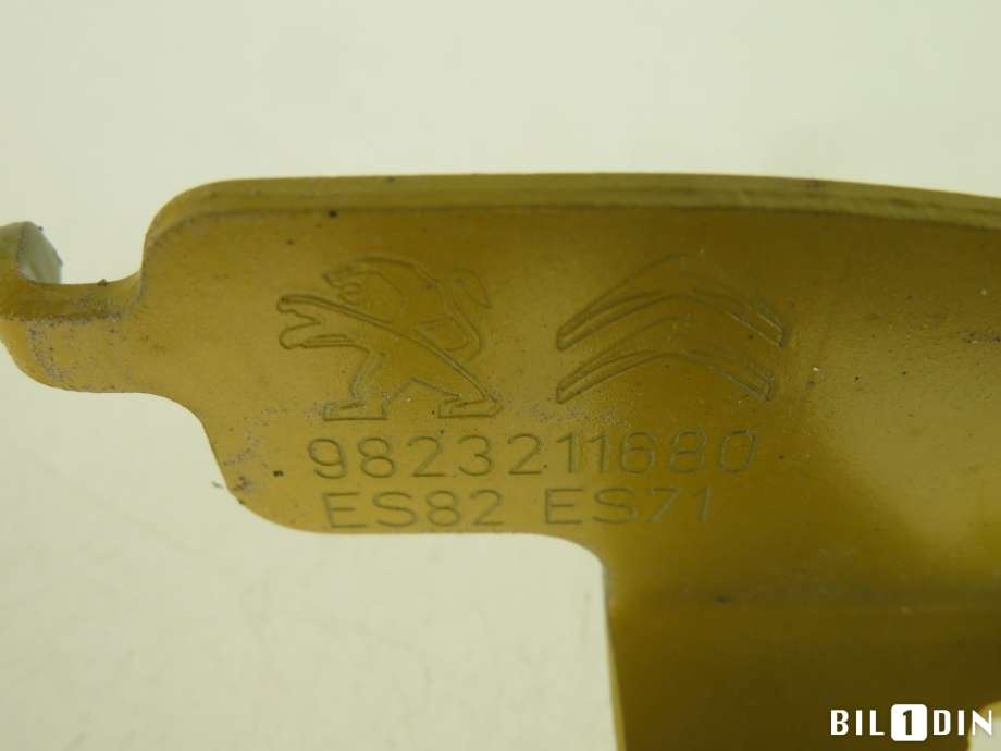 Panserhengsler til Peugeot 208 2019-->> (Type II)  (PEUGEOT|9823211680|)