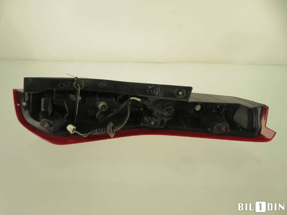 Baklykt venstre til Nissan X-Trail 2007-2014 (T31) (T31) (NISSAN|265553UB0A|)