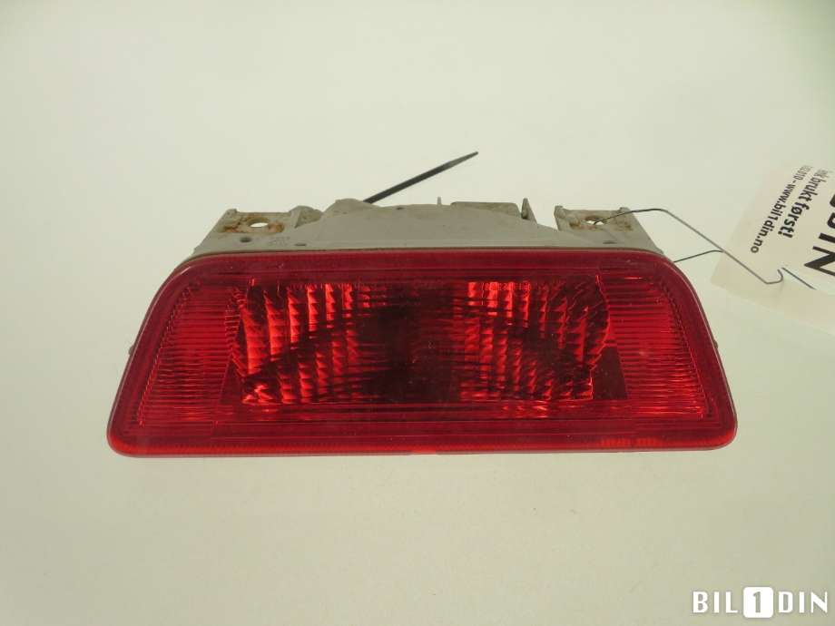 Baklykt fra støtfanger til Nissan X-Trail 2007-2014 (T31) (T31) (NISSAN|26585JG00A|)
