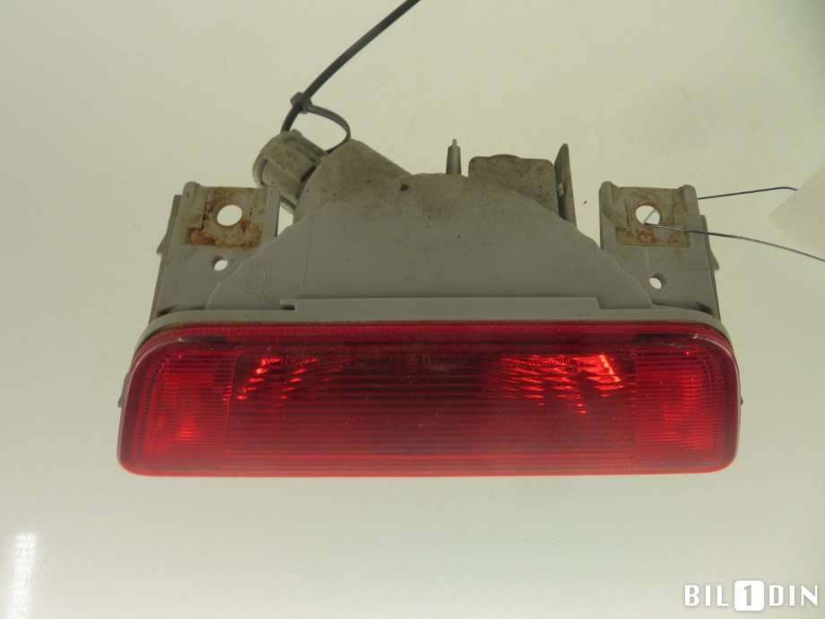 Baklykt fra støtfanger til Nissan X-Trail 2007-2014 (T31) (T31) (NISSAN|26585JG00A|)