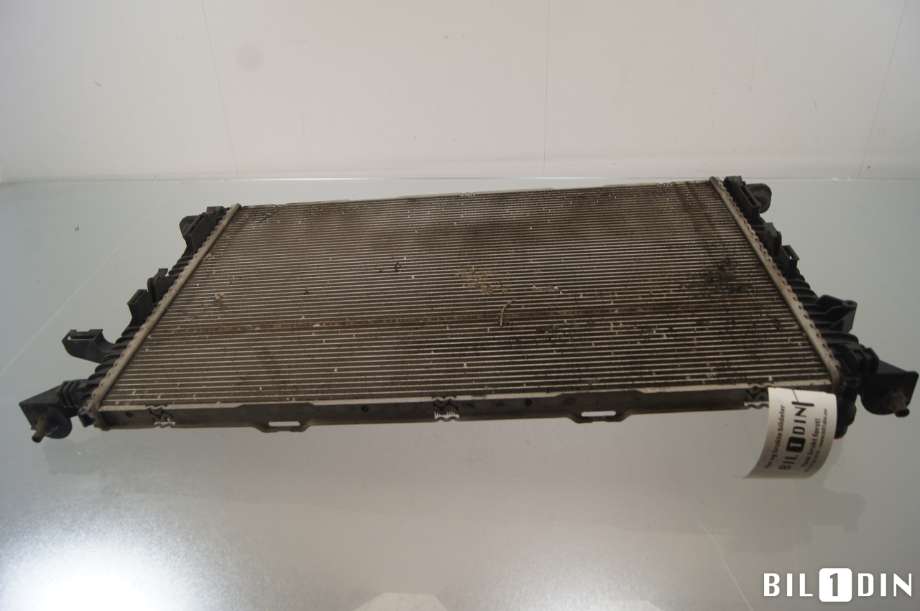 Radiator (automat gir) til Audi Q3 2011-2014 (Type I, Fase 1)  (AUDI|8K0121251L|)