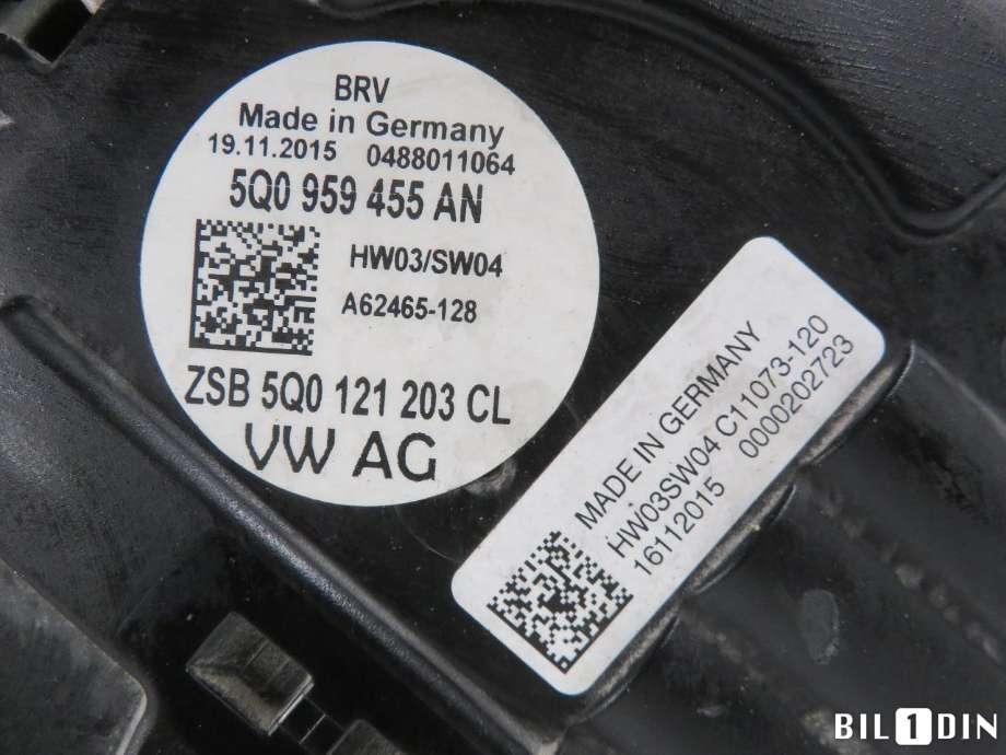 Kjølevifte til Škoda Octavia 2013-2016 (Type III, Fase 1) (SKODA|5Q0121203CB|)