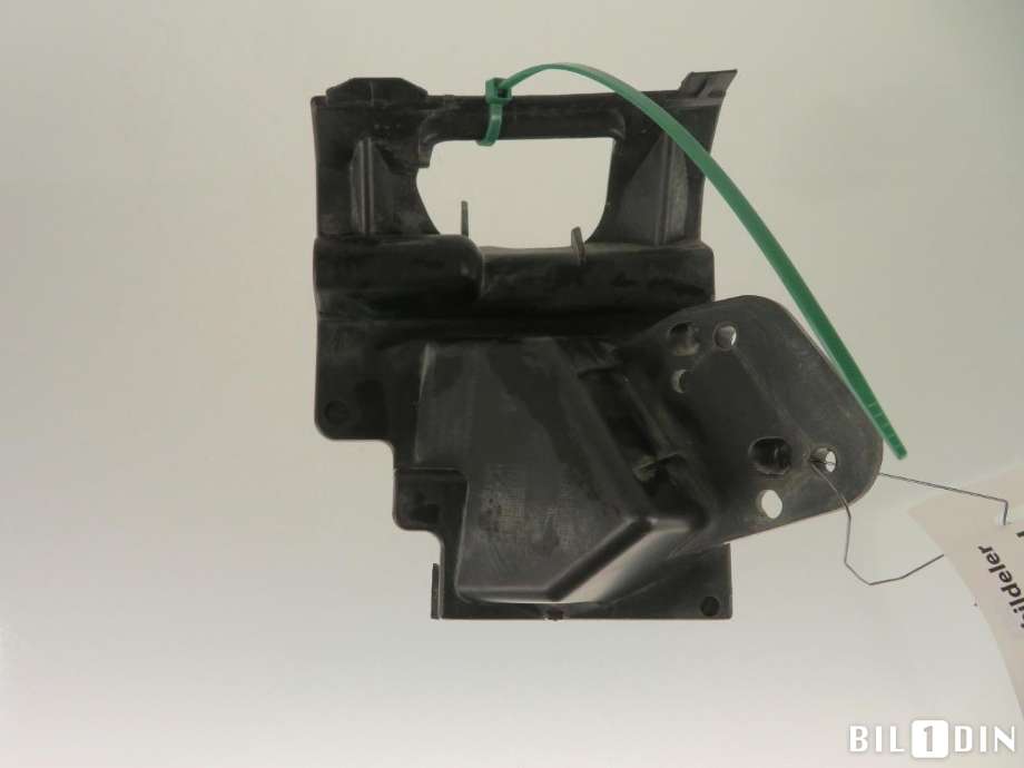 Diverse deler til Volvo XC70 2008-2013 (Type II, Fase 1)  (VOLVO|30698147|)