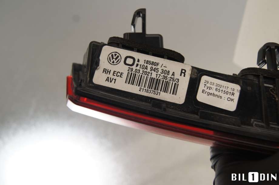 Baklykt høyre indre til VW ID.3 2020-->> (VOLKSWAGEN|10A945308A|)