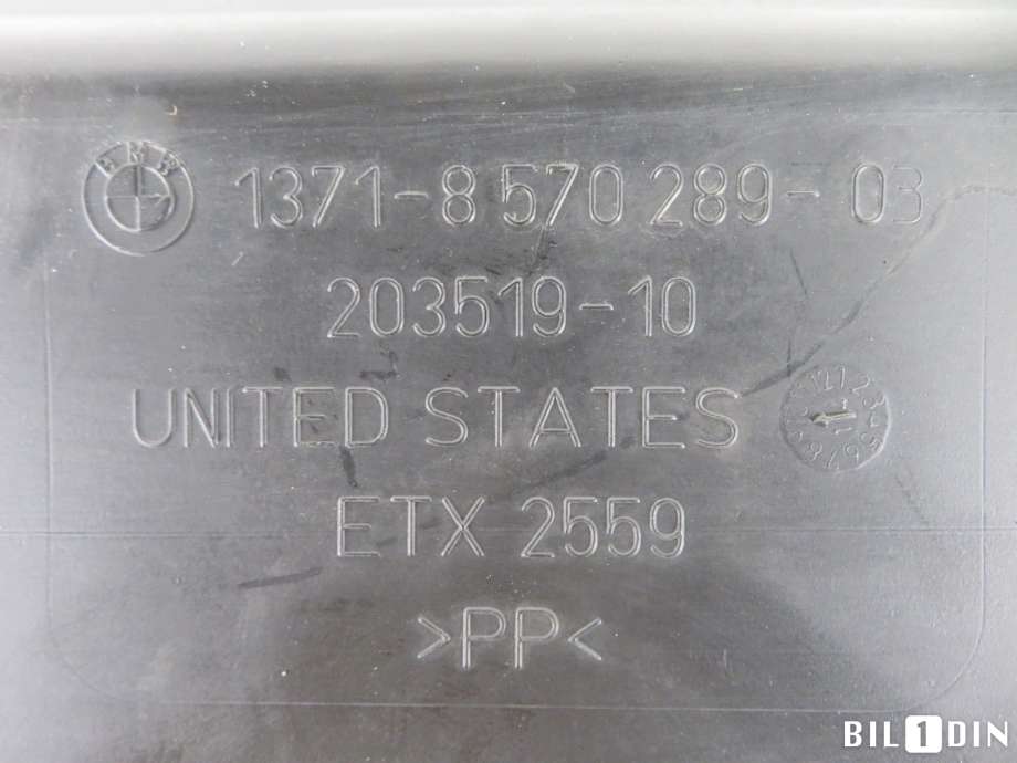 Luftfilterboks til BMW X5 2013-2018 (F15) (F15) (BMW|13718570289|)