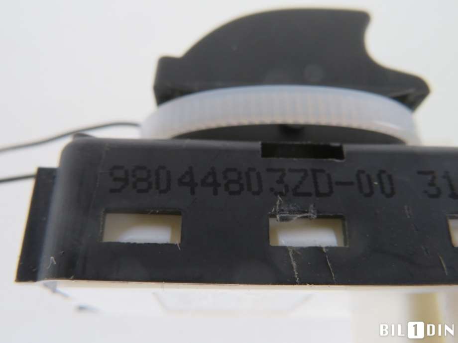 Bryter ruteheis til Peugeot 208 2019-->> (Type II)  (PEUGEOT|98044803ZD|)