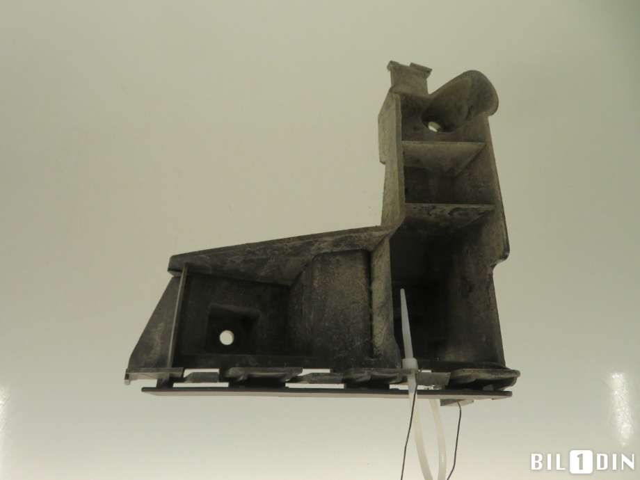 Diverse deler til Volvo V70 2007-2013 (Type III, Fase 1)  (VOLVO|30678651|)