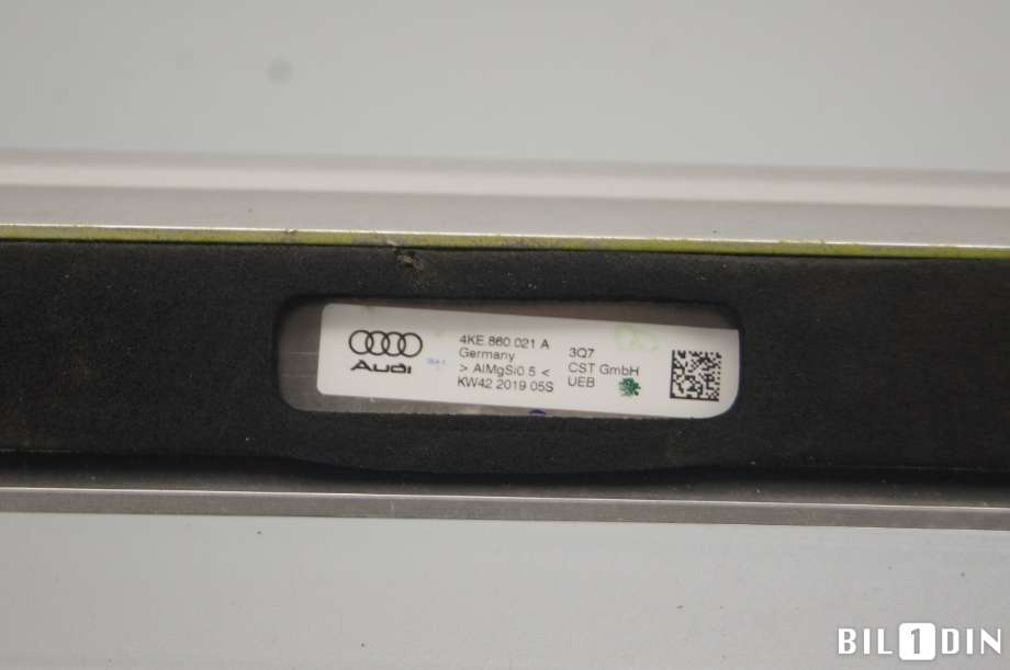 Takrails til Audi e-tron 2018-->>  (AUDI|4KE860021A|)