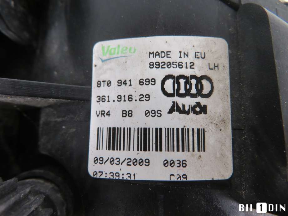 Tåkelykt venstre foran til Audi A5 2007-2016 (Type I) (AUDI|8T0941699|8T0941699E|)