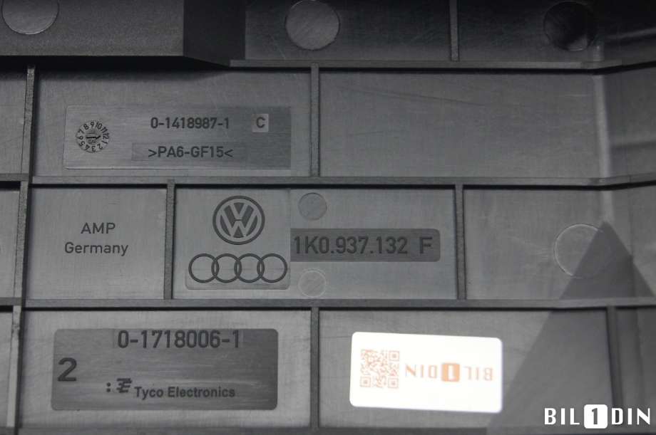 Diverse deler til VW Caddy 2015-2020 (Type III, Fase 3)  (VOLKSWAGEN|1K0937132F|)