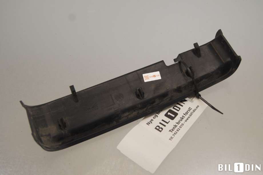 Diverse deler til VW Caddy 2015-2020 (Type III, Fase 3)  (VOLKSWAGEN|2K1945311A|)