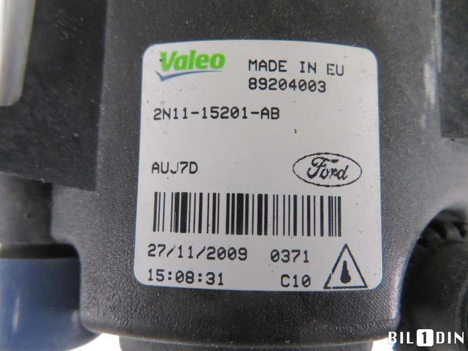Tåkelykt venstre foran til Ford Focus 2008-2010 (Type II, Fase 2) (FORD|1209177|2N1115201AB|)