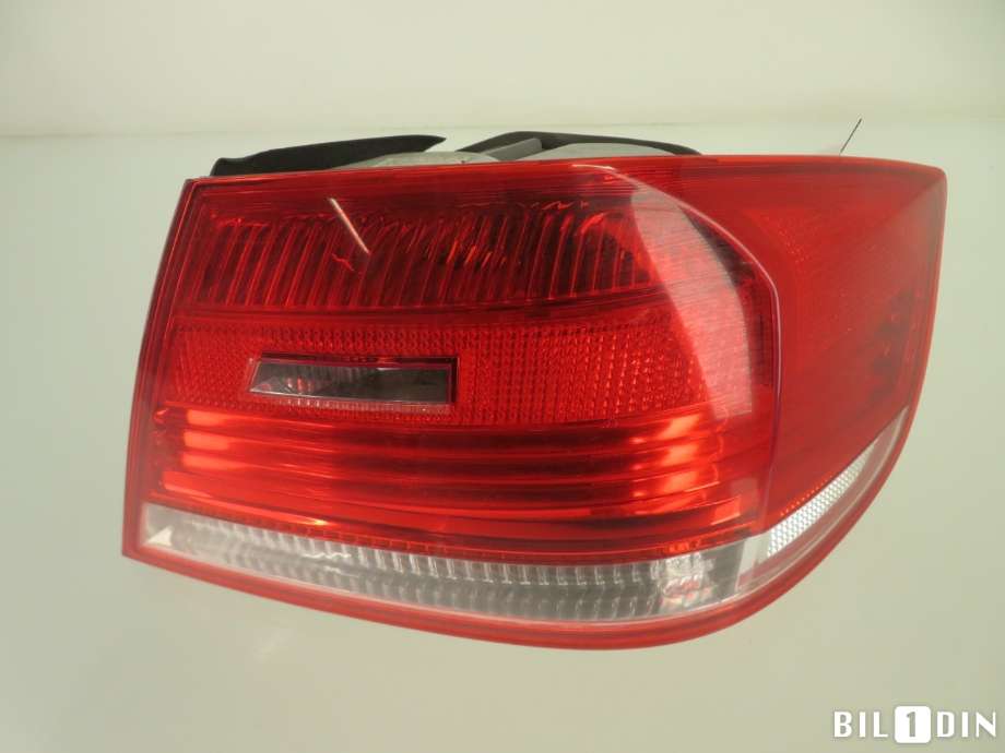 Baklykt høyre til BMW 3-Serie 2005-2011 (E90/E91/E92/E93) (E90/E91/E92/E93) (BMW|63217174404|)